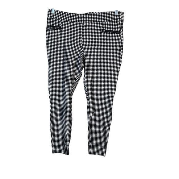 Old Navy Pants - Old Navy Womens Size XL Houndstooth Black White Stevie Cropped Pull On Pants
